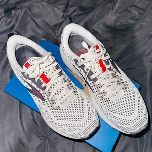 Brooks Athletic Shoe